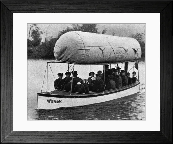 Framed Print : A gas-bag motor boat Framed Print : A gas-bag motor boat