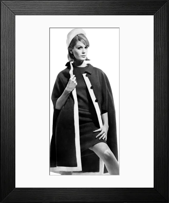 Framed Print : Sue Fisher - Woolmark model in 1966 Framed Print : Sue Fisher - Woolmark model in 1966
