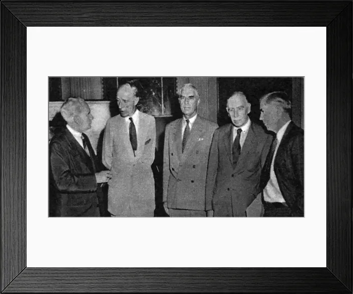 Framed Print : John Maynard Keynes Framed Print : John Maynard Keynes