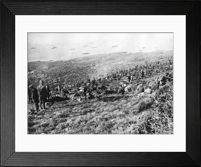 Framed Print : Landing at Suvla Bay, Gallipoli, 1915 Framed Print : Landing at Suvla Bay, Gallipoli, 1915