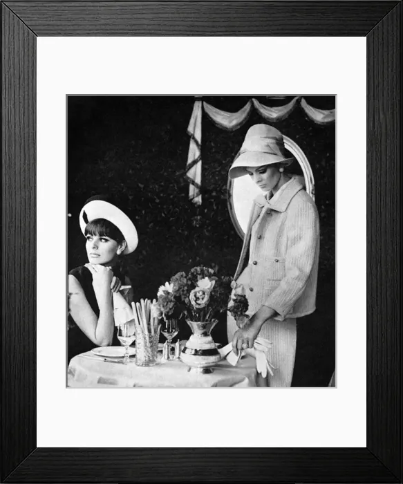 Framed Print : Womens fashion for lunch at Caprice, 1965 Framed Print : Womens fashion for lunch at Caprice, 1965