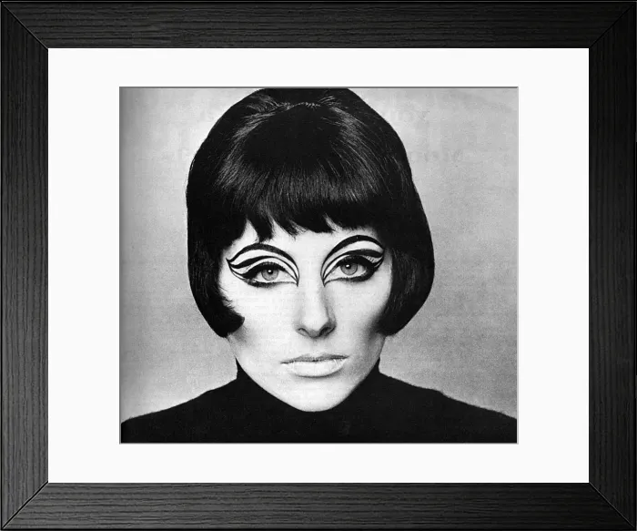 Framed Print : Model Jill Kennington in feline make-up Framed Print : Model Jill Kennington in feline make-up