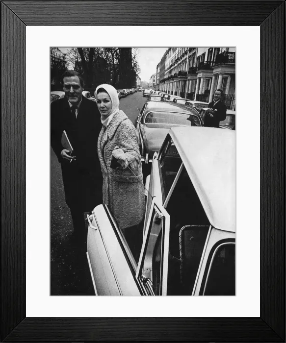 Framed Print : Barbara Goalen with Aidan Crawley
