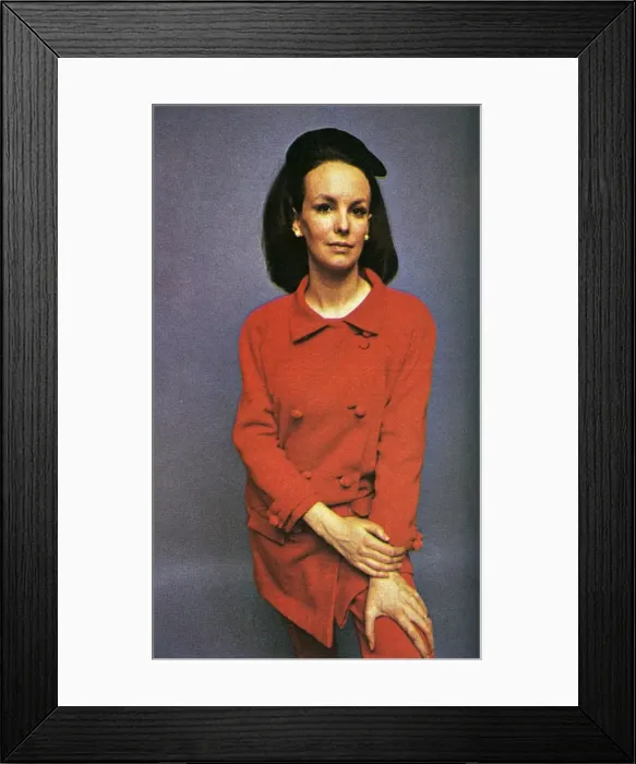 Framed Print : What People Are Wearing - Lady Birdwood Framed Print : What People Are Wearing - Lady Birdwood