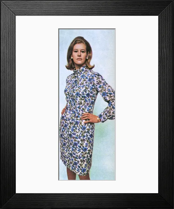 Framed Print : What People Are Wearing - Elizabeth Barham Framed Print : What People Are Wearing - Elizabeth Barham