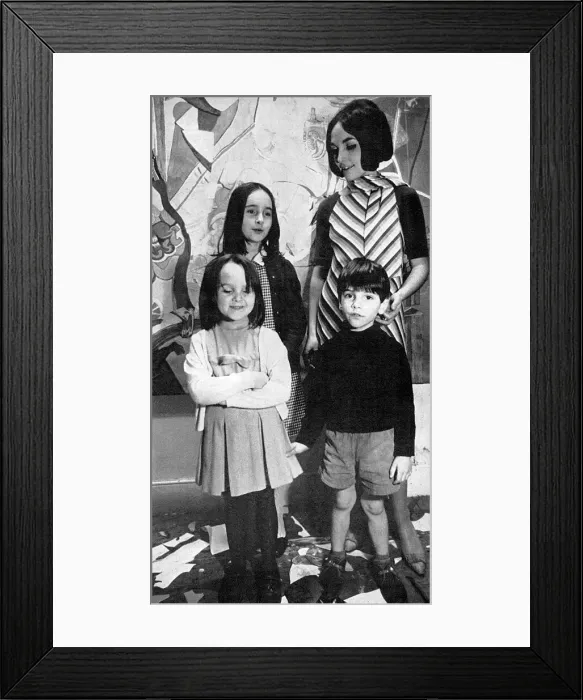 Framed Print : Paula Rego and her three children Framed Print : Paula Rego and her three children