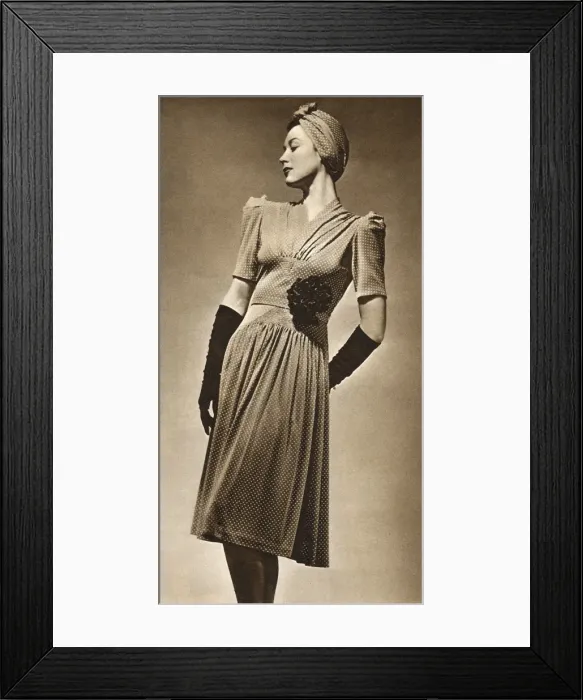 Framed Print : Wartime fashion photograph, Britannia and Eve, 1940 Framed Print : Wartime fashion photograph, Britannia and Eve, 1940