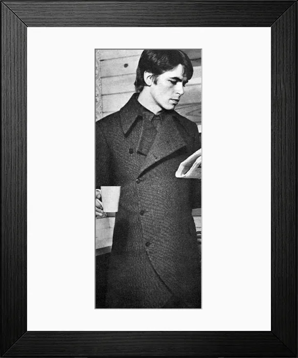 Framed Print : Robin Steadman in dandyish 1960s jacket Framed Print : Robin Steadman in dandyish 1960s jacket