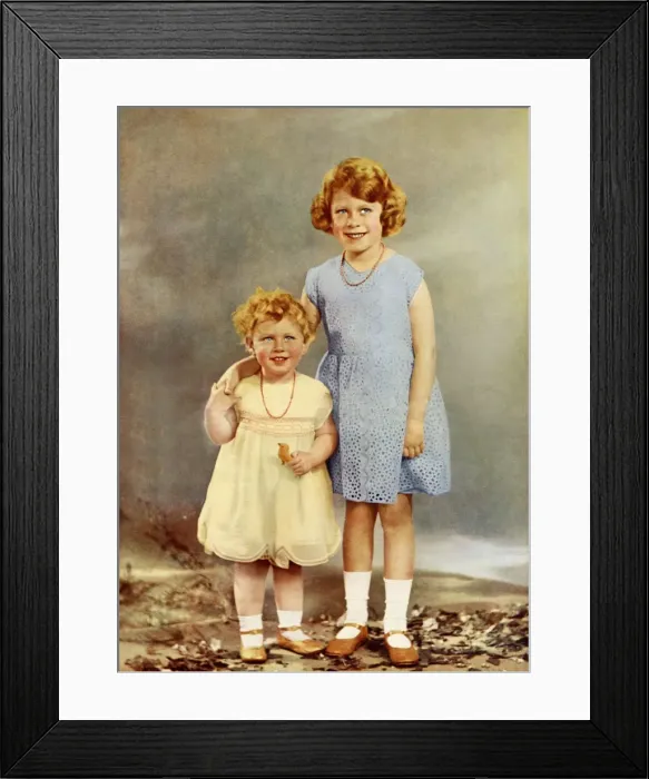 Framed Print : Princess Margaret Rose with Princess Elizabeth Framed Print : Princess Margaret Rose with Princess Elizabeth