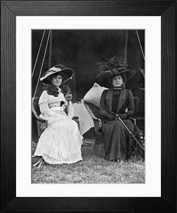 Framed Print : Queen of Spain and Duchess of Westminster at Eaton Hall Framed Print : Queen of Spain and Duchess of Westminster at Eaton Hall