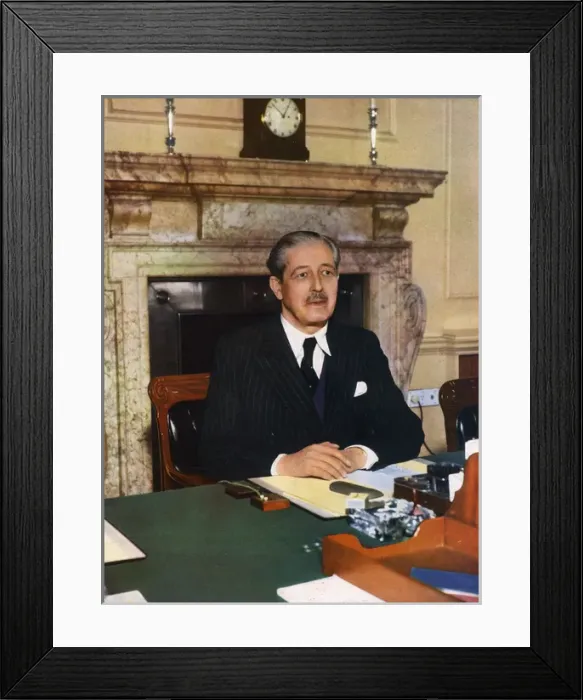 Framed Print : Harold MacMillan Framed Print : Harold MacMillan