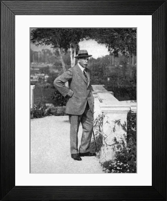 Framed Print : King of Sweden. Suzanne Lenglen Riviera tennis, 1922 Framed Print : King of Sweden. Suzanne Lenglen Riviera tennis, 1922