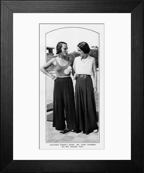 Framed Print : Gloria Vanderbilt and Mrs Benjamin Thaw Framed Print : Gloria Vanderbilt and Mrs Benjamin Thaw