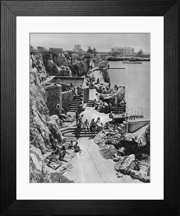 Framed Print : A view of Eden Roc on the French Riviera Framed Print : A view of Eden Roc on the French Riviera