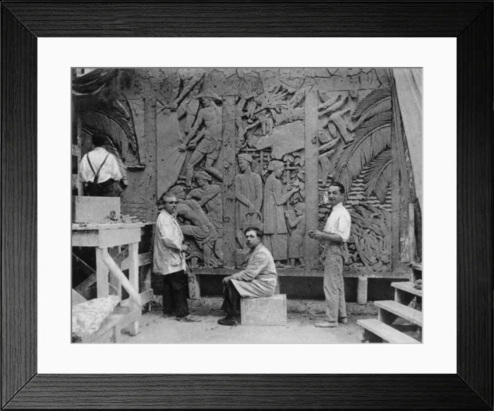 Framed Print : Janniot frieze at the Palais de la Porte Dor饬1931 Framed Print : Janniot frieze at the Palais de la Porte Dor饬1931
