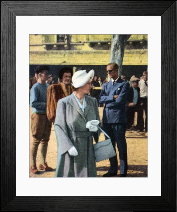 Framed Print : Princess Elizabeth & Duke of Edinburgh in Malta Framed Print : Princess Elizabeth & Duke of Edinburgh in Malta