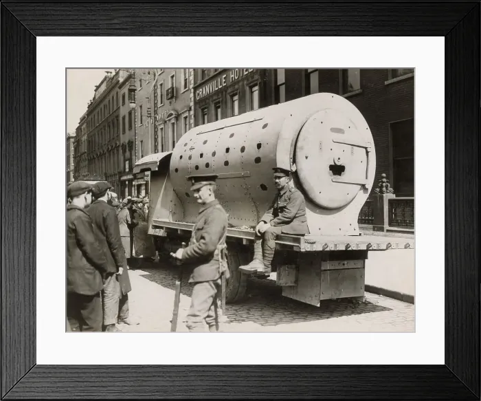 Framed Print : British troops by an improvised armoured car made of locomotive engine smoke-boxes, in Dublin, Ireland, outside the Granville Hotel in 1916 during the Easter Rising Framed Print : British troops by an improvised armoured car made of locomotive engine smoke-boxes, in Dublin, Ireland, outside the Granville Hotel in 1916 during the Easter Rising