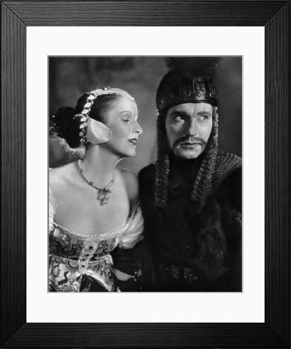 Framed Print : Diana Wynyard and Ralph Richardson in The Silent Knight Framed Print : Diana Wynyard and Ralph Richardson in The Silent Knight