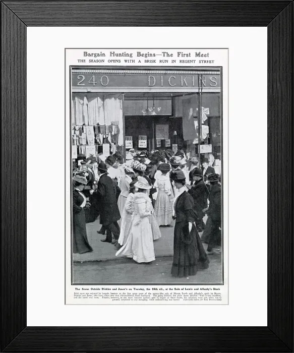 Framed Print : Bargain hunters in Regent Street, London, waiting for Dickins and Jones to open. Date: October 1907 Framed Print : Bargain hunters in Regent Street, London, waiting for Dickins and Jones to open. Date: October 1907