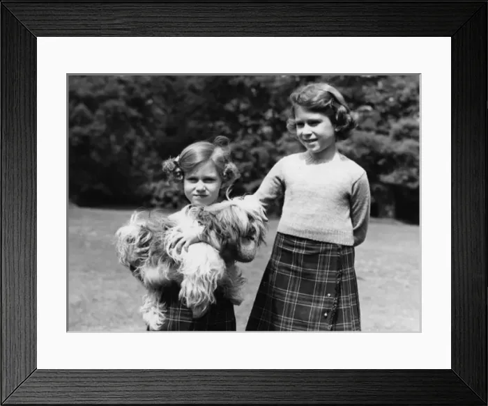 Framed Print : Princess Elizabeth, Princess Margaret and dog