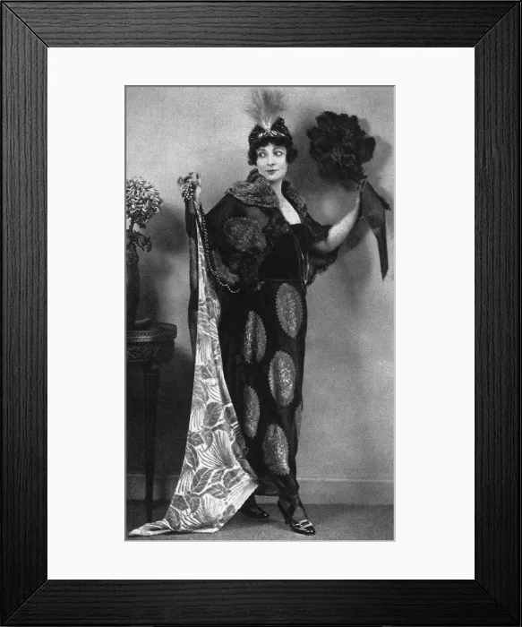 Framed Print : Hazel Lavery in a Lucile gown for Petticoat Lane Tombola WWI