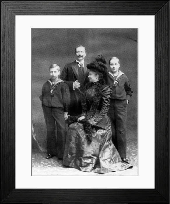 Framed Print : Kaiser Wilhelm II, his wife & Princes Oskar & August Wilhelm Framed Print : Kaiser Wilhelm II, his wife & Princes Oskar & August Wilhelm