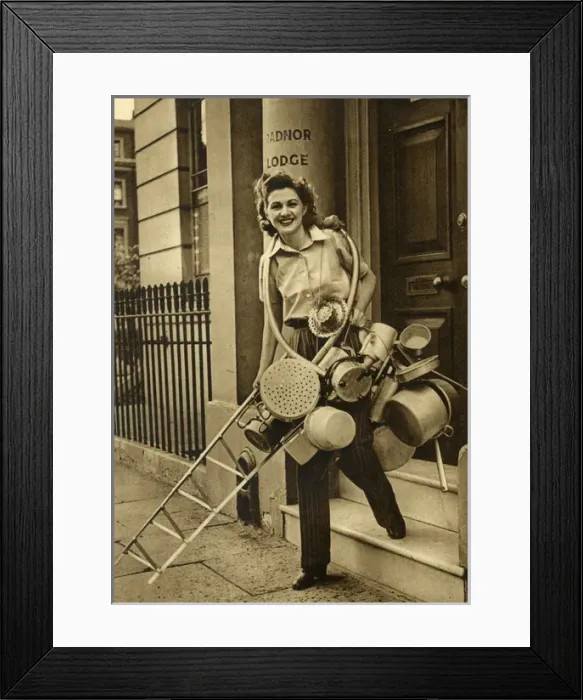 Framed Print : Ann Todd gives in her appliances for the war effort Framed Print : Ann Todd gives in her appliances for the war effort