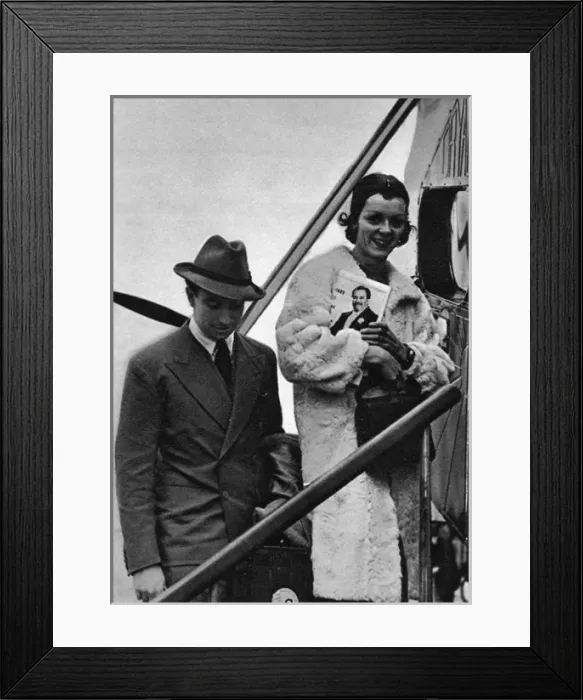 Framed Print : Mr and Mrs William Fiske (Rose Bingham, Countess of Warwick) Framed Print : Mr and Mrs William Fiske (Rose Bingham, Countess of Warwick)