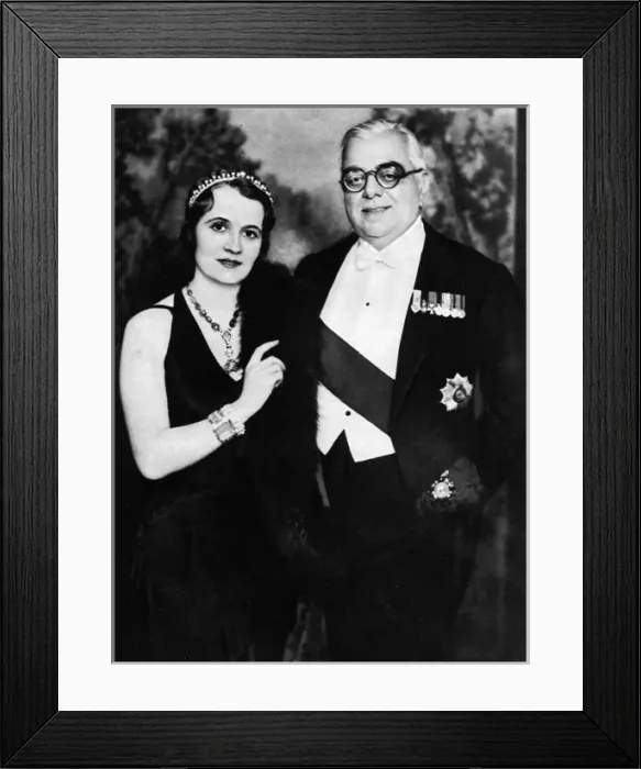 Framed Print : The Aga Khan and the Begum Aga Khan Framed Print : The Aga Khan and the Begum Aga Khan