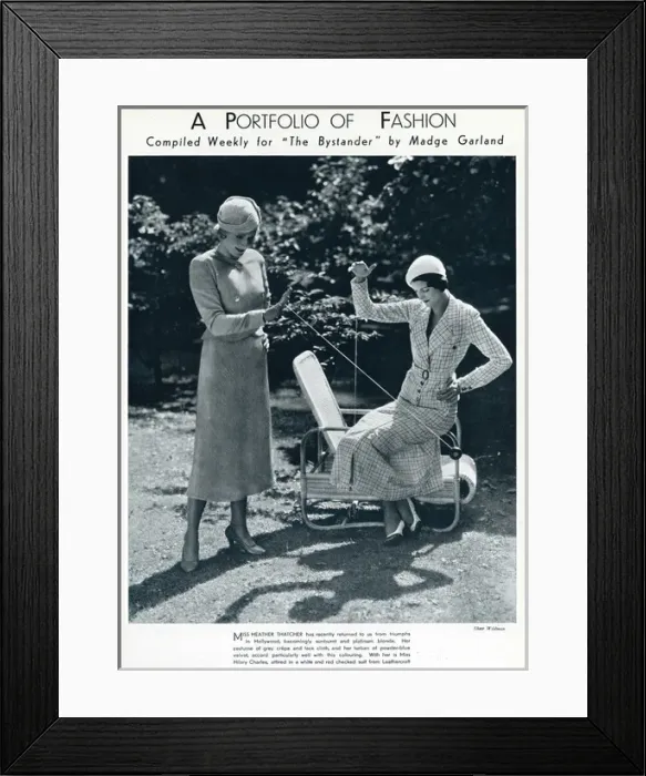 Framed Print : Fashionable ladies playing with yoyos, 1932