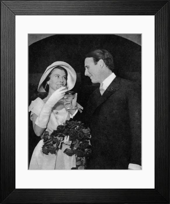 Framed Print : Prince Sadruddin Khan and Nina Dyer on their wedding day Framed Print : Prince Sadruddin Khan and Nina Dyer on their wedding day