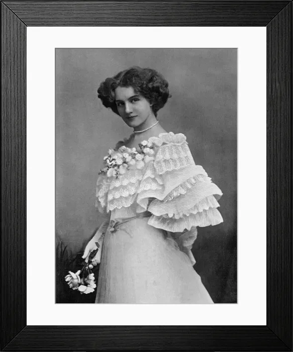 Framed Print : Lily Elsie Framed Print : Lily Elsie