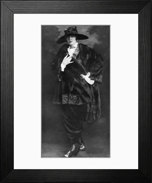 Framed Print : Mrs Vernon Castle (Irene Castle) Framed Print : Mrs Vernon Castle (Irene Castle)