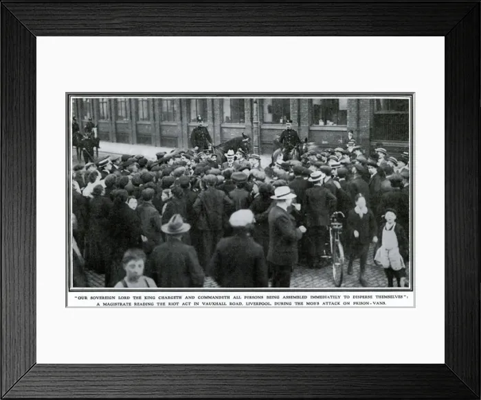 Framed Print : Railway strike 1911: Magistrate reading the riot act Framed Print : Railway strike 1911: Magistrate reading the riot act