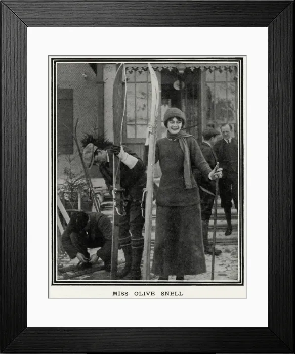 Framed Print : Artist Olive Snell skiing at Murren