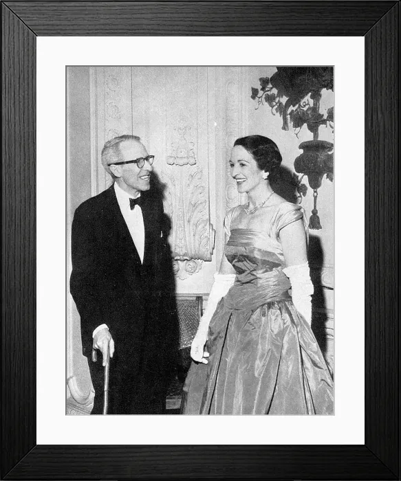 Framed Print : Victor Stiebel & Lady Pamela Berry Framed Print : Victor Stiebel & Lady Pamela Berry