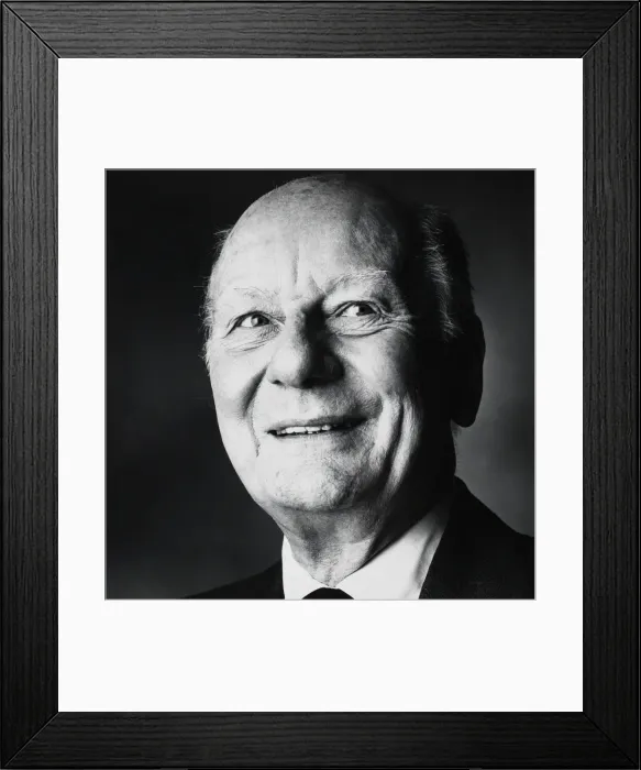 Framed Print : Actor - Sir John Gielgud Framed Print : Actor - Sir John Gielgud