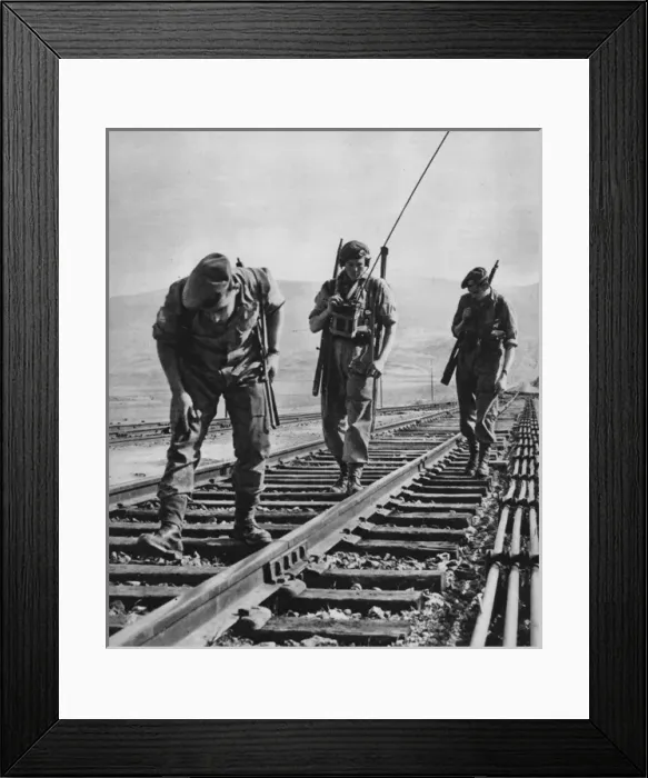 Framed Print : British troops in Palestine patrolling near Jerusalem, 1947