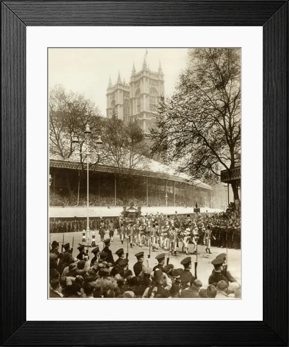 Framed Print : Stage Coach leaving Westminster Abbey 1937 Framed Print : Stage Coach leaving Westminster Abbey 1937