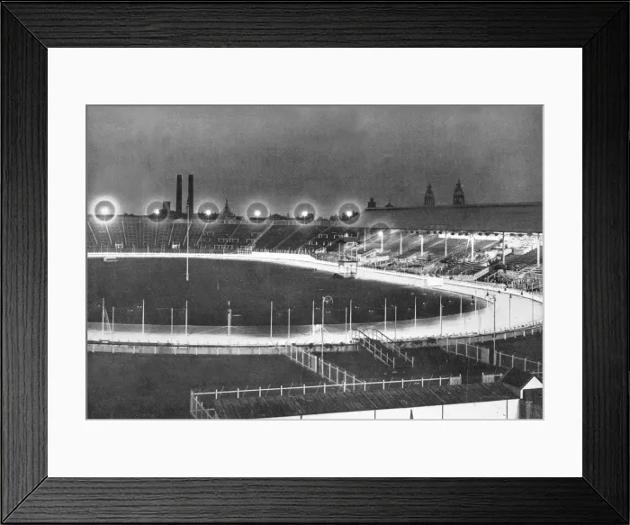 Framed Print : White City greyhound racing stadium, 1927