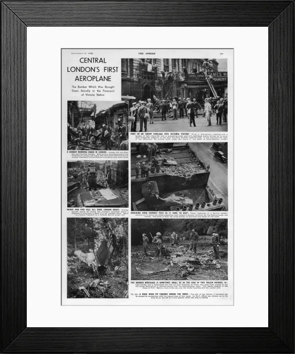 Framed Print : German bomber crashes in Victoria Station, Blitz 1940