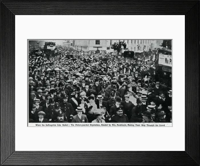 Framed Print : Suffragette deputation, June 1909 Framed Print : Suffragette deputation, June 1909