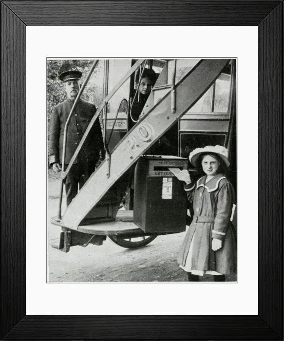 Framed Print : Moving Post Office in Worcestershire 1909 Framed Print : Moving Post Office in Worcestershire 1909