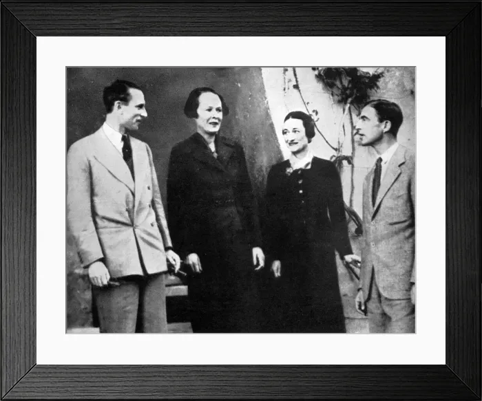 Framed Print : Wallis Simpson with Mr and Mrs Herman Rogers Framed Print : Wallis Simpson with Mr and Mrs Herman Rogers