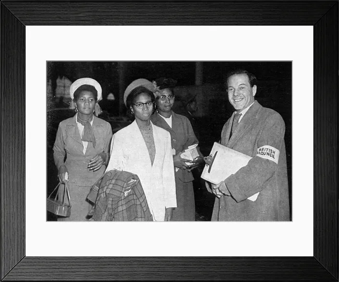 Framed Print : Jamaican immigrants arriving in Britain Framed Print : Jamaican immigrants arriving in Britain