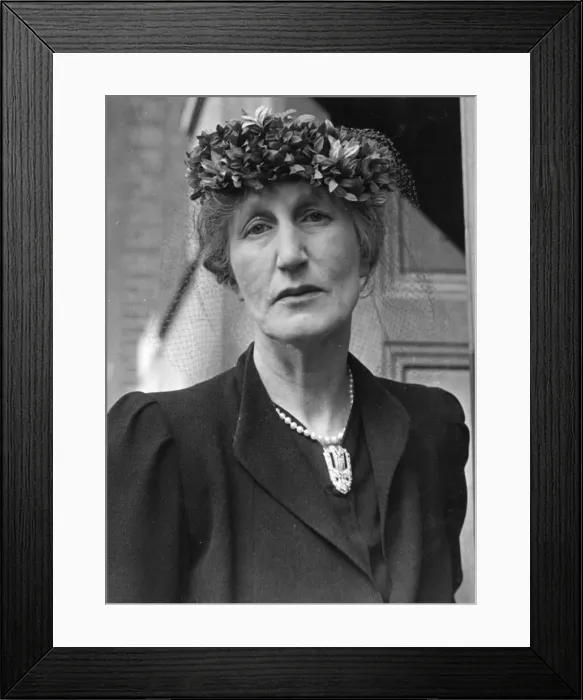 Framed Print : Lady Violet Bonham-Carter Framed Print : Lady Violet Bonham-Carter