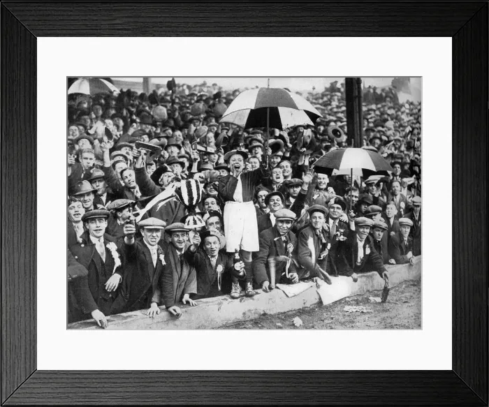 Framed Print : Arsenal v Blackburn Rovers FA Cup semi-final at Leicester Framed Print : Arsenal v Blackburn Rovers FA Cup semi-final at Leicester