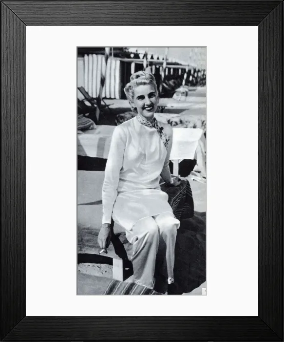 Framed Print : Countess Barbara Haugwitz-Reventlow (Barbara Hutton), 1938 Framed Print : Countess Barbara Haugwitz-Reventlow (Barbara Hutton), 1938