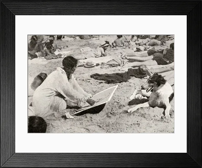 Framed Print : Drawing a borzoi on the beach at Biarritz Framed Print : Drawing a borzoi on the beach at Biarritz