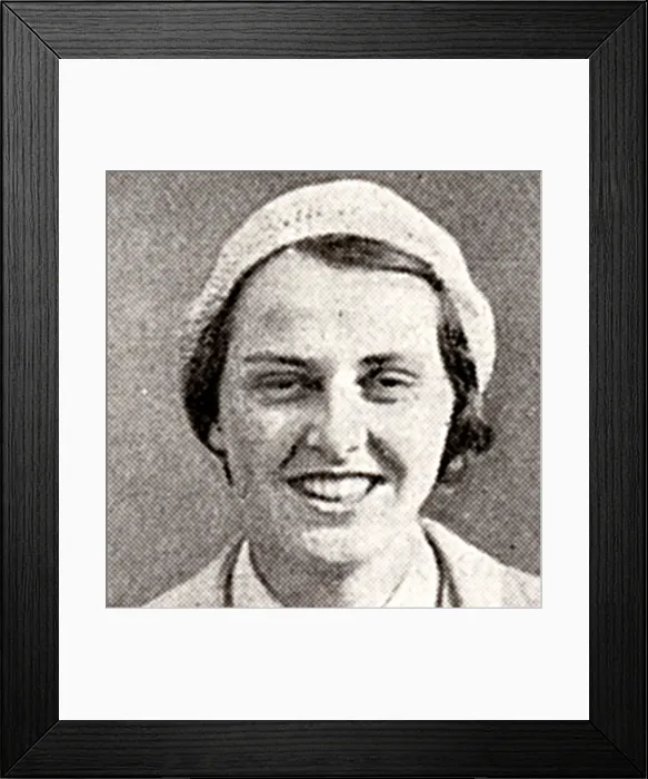 Framed Print : Isabella Rieben Framed Print : Isabella Rieben